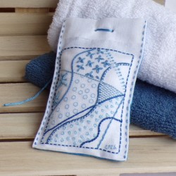 Harel, sachet de lavande, www.corinnebernardesboutique.com